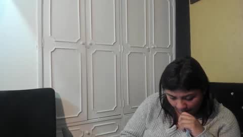 Snapshot of dannagarza chatting on 02.04.25 Danna Garza online show from 02.04.25