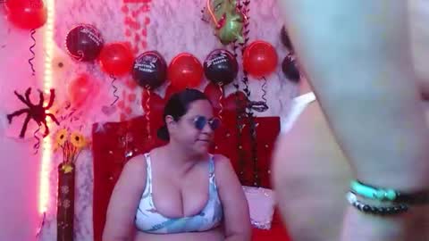 dannalanegra2 online show from 10.13.25