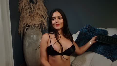 Danna online show from 01.19.25