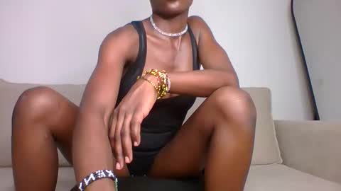 Snapshot of dannamikayla chatting on 11.30.25 dannamikayla online show from 11.30.25