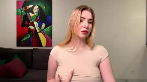 dannamissss online show from 12.10.24
