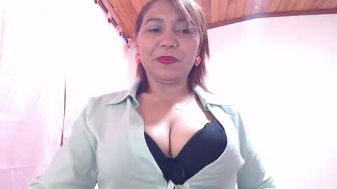 dannamomcerratt online show from 03.30.26