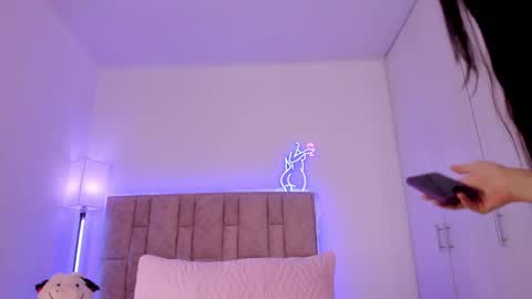 Snapshot of dannate1 chatting on 02.16.25 danna  online show from 02.16.25