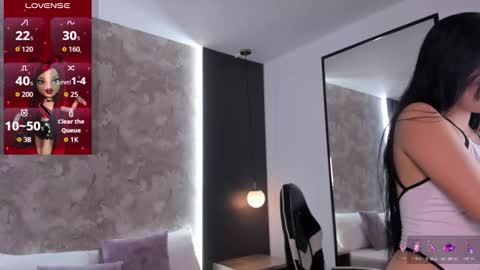 D A N N A online show from 10.31.25