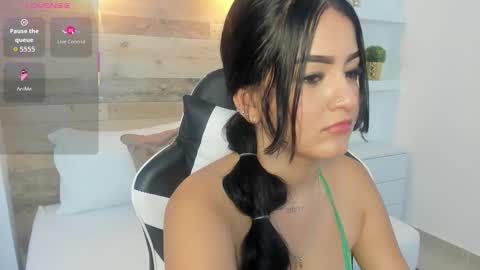 D A N N A online show from 11.05.25