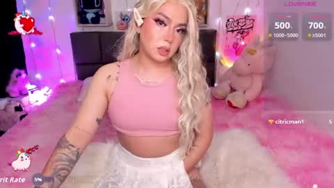 Snapshot of dannia_13 chatting on 07.19.26 dannia_13 online show from 07.19.26
