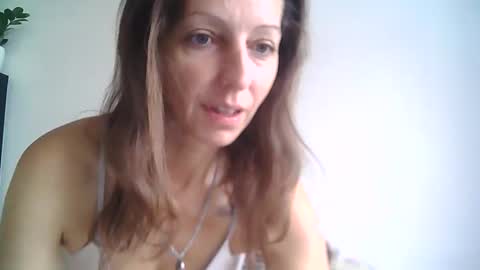 dannica1 online show from 10.13.25