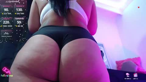 Snapshot of danniela_james chatting on 03.06.25 danna online show from 03.06.25