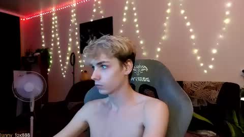 Snapshot of danny_fox888 chatting on 07.18.26 Daniel online show from 07.18.26