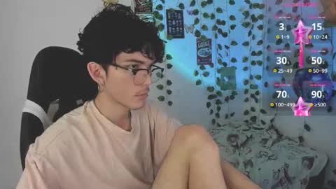 Snapshot of danny_phantom_09 chatting on 09.26.25 danny_phantom_09 online show from 09.26.25