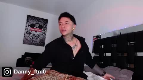 Snapshot of danny_stark chatting on 03.02.25 Danny  online show from 03.02.25