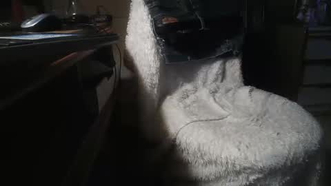 Danielle online show from 01.31.25