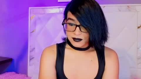 Snapshot of dannyhot__ chatting on 05.19.26 Danny online show from 05.19.26