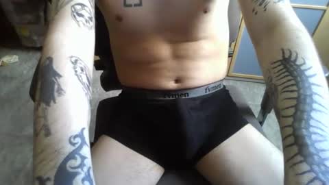 Snapshot of dannylbnz chatting on 04.07.26 Danny L. online show from 04.07.26