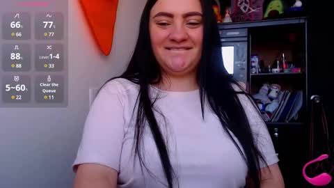 Snapshot of dannyroussette chatting on 01.16.25 Follow me Control lovense free D online show from 01.16.25