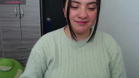 Snapshot of dannyroussette chatting on 10.07.25 Follow me Control lovense free D online show from 10.07.25