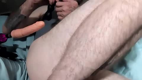 danooo1984 online show from 11.18.25