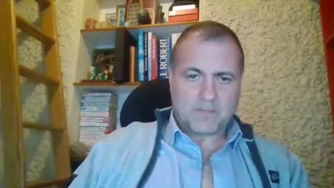 Snapshot of danparis91 chatting on 02.19.26 danparis91 online show from 02.19.26