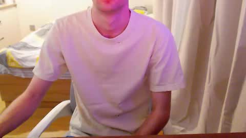 Snapshot of danssax chatting on 09.16.25 danssax online show from 09.16.25