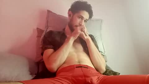 Snapshot of dante_dm chatting on 10.30.25 DANTE DI MARCO online show from 10.30.25