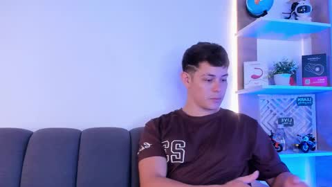 Snapshot of dante_seductor chatting on 02.01.26 Dante online show from 02.01.26