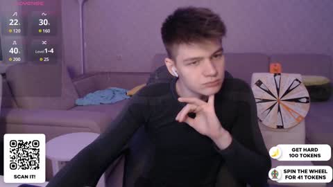 Snapshot of dantebigboi chatting on 12.10.24 Daniel online show from 12.10.24