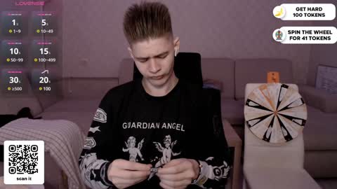 Snapshot of dantebigboi chatting on 01.15.25 Daniel online show from 01.15.25