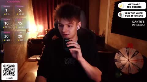 Snapshot of dantebigboi chatting on 03.11.25 Daniel online show from 03.11.25