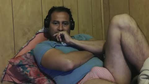 Snapshot of dantehot82 chatting on 12.17.24 dantehot82 online show from 12.17.24