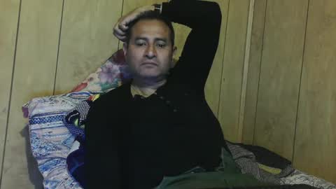 Snapshot of dantehot82 chatting on 12.25.24 dantehot82 online show from 12.25.24