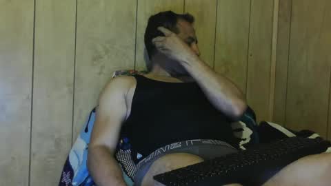 Snapshot of dantehot82 chatting on 12.31.24 dantehot82 online show from 12.31.24