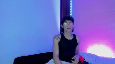 Snapshot of dantelord_ chatting on 03.08.25 dantelord_ online show from 03.08.25