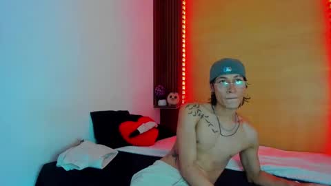 Snapshot of dantelord_ chatting on 03.10.25 dantelord_ online show from 03.10.25