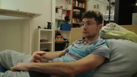 Snapshot of dantheman233 chatting on 12.17.24 Daniel online show from 12.17.24