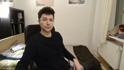 Snapshot of dantheman233 chatting on 02.09.25 Daniel online show from 02.09.25