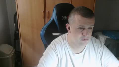 Snapshot of danysanchez1981 chatting on 02.27.26 danysanchez1981 online show from 02.27.26