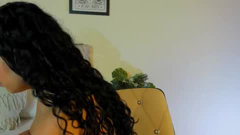 Antonella Mora online show from 10.14.25