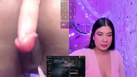 Daphne online show from 12.23.25