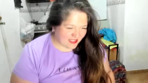 Snapshot of daphnegirlsexxy chatting on 06.15.26 daphnegirlsexxy online show from 06.15.26