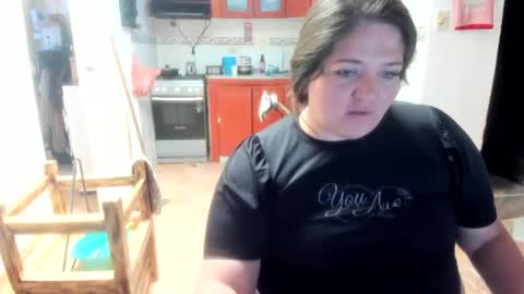 Snapshot of daphnegirlsexxy chatting on 06.17.26 daphnegirlsexxy online show from 06.17.26