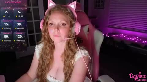 Snapshot of daphnemadison chatting on 06.13.26 Daphne Madison online show from 06.13.26