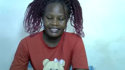 ESTHER online show from 02.26.25