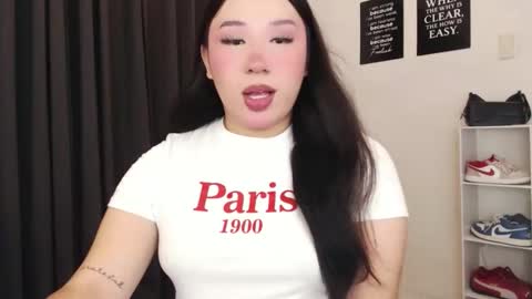 Snapshot of darcy_world chatting on 10.17.25 DARCY online show from 10.17.25