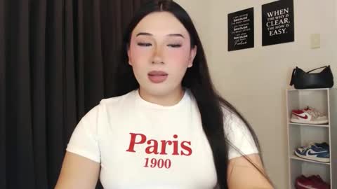 Snapshot of darcy_world chatting on 10.20.25 DARCY online show from 10.20.25