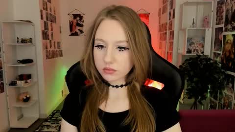 Snapshot of dariatate chatting on 03.07.26 Daria Tate online show from 03.07.26
