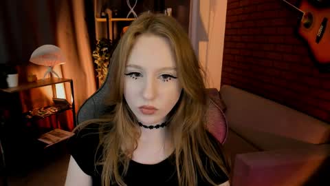 Snapshot of dariatate chatting on 04.02.26 Daria Tate online show from 04.02.26
