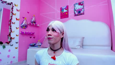 DaripQueen online show from 01.24.25