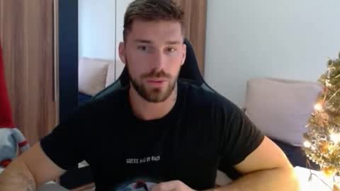 darius_94 online show from 12.20.25