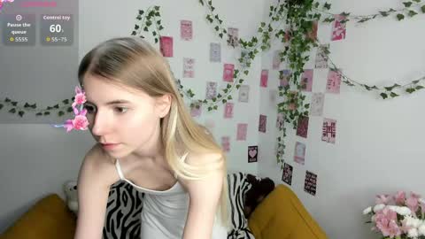 Ester online show from 06.10.26
