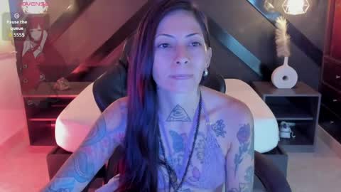 M I K A E L A online show from 06.08.26